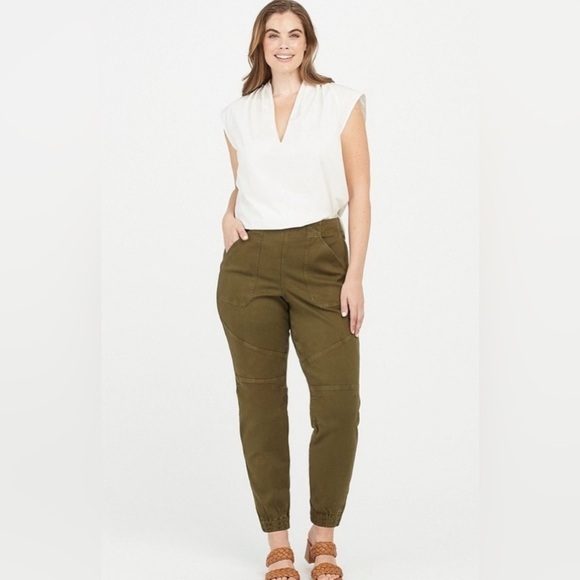 SPANX Pants - Spanx Stretch Twill Cargo Jogger Pants Washed Darkened Olive Women’s Large Sz sm